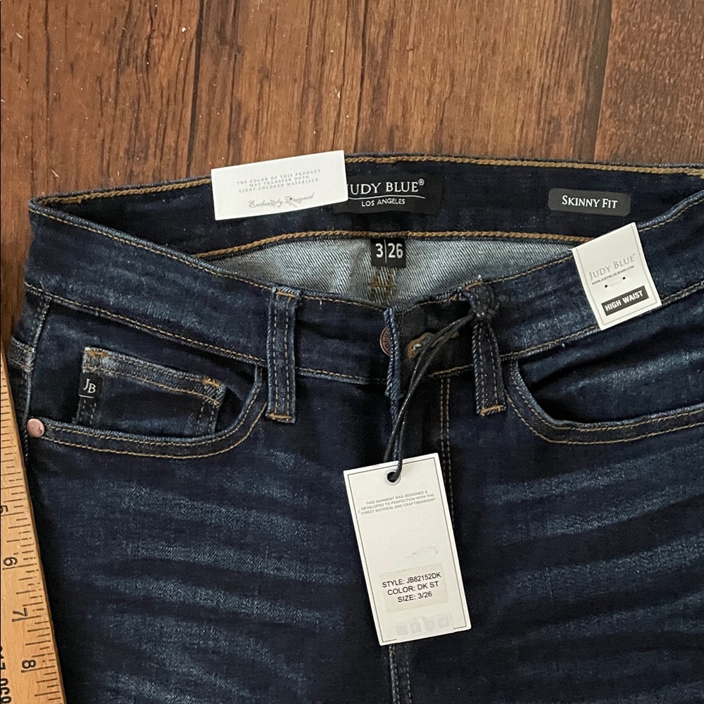 Judy Blue Dark Blue Skinny Jeans - Picture 3 of 5
